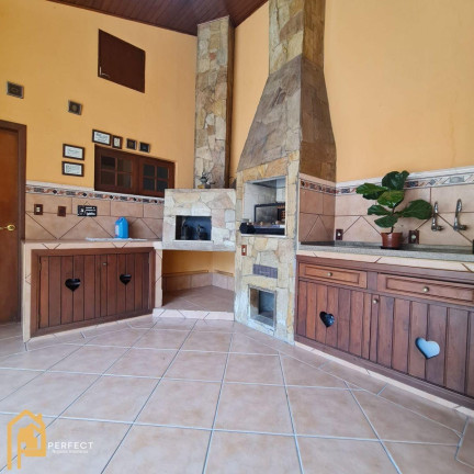 Imagem Casa com 5 Quartos à Venda, 300 m² em Independência - Taubaté Imagem Casa com 5 Quartos à Venda, 300 m² em Independência - Taubaté