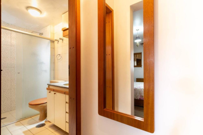 Imagem Imóvel com 3 Quartos à Venda, em Vila Mariana - São Paulo Imagem Imóvel com 3 Quartos à Venda, em Vila Mariana - São Paulo