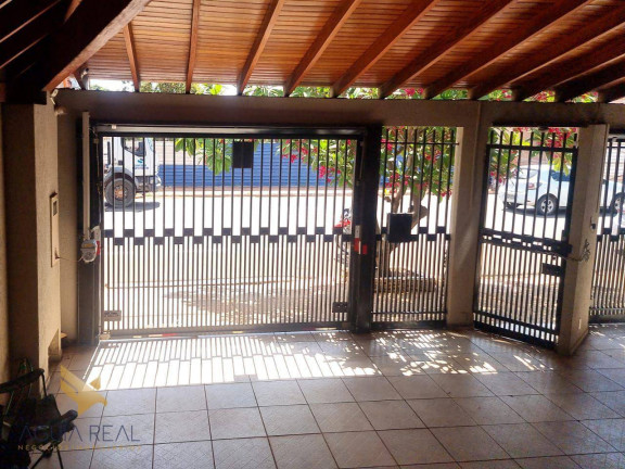 Imagem Casa com 3 Quartos à Venda, 204 m² em Centro - Campo Grande Imagem Casa com 3 Quartos à Venda, 204 m² em Centro - Campo Grande