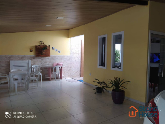 Imagem Casa com 3 Quartos à Venda, 250 m² em Tomba - Feira De Santana Imagem Casa com 3 Quartos à Venda, 250 m² em Tomba - Feira De Santana