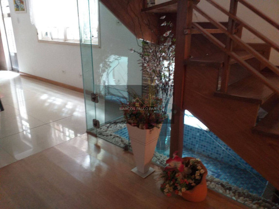 Imagem Casa com 3 Quartos à Venda, 550 m² em Vila Gustavo - São Paulo