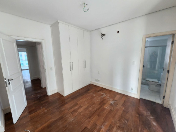 Imagem Imóvel com 4 Quartos à Venda, 298 m² em Barra Da Tijuca - Rio De Janeiro Imagem Imóvel com 4 Quartos à Venda, 298 m² em Barra Da Tijuca - Rio De Janeiro