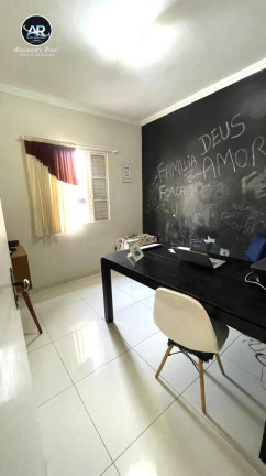 Imagem Casa com 3 Quartos à Venda, 140 m² em Jardim Buriti - Várzea Paulista