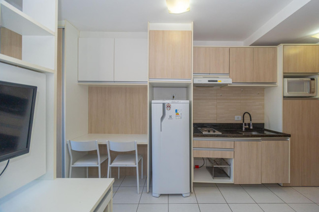 Imagem Apartamento com 1 Quarto para Alugar, 27 m² em Centro - Curitiba Imagem Apartamento com 1 Quarto para Alugar, 27 m² em Centro - Curitiba