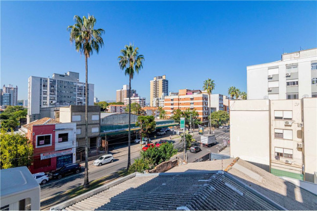 Imagem Imóvel com 2 Quartos à Venda, em Menino Deus - Porto Alegre Imagem Imóvel com 2 Quartos à Venda, em Menino Deus - Porto Alegre