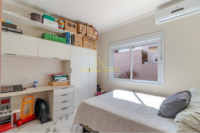 Imagem Casa com 3 Quartos à Venda, 126 m² em São João Do Rio Vermelho - Florianópolis Imagem Casa com 3 Quartos à Venda, 126 m² em São João Do Rio Vermelho - Florianópolis