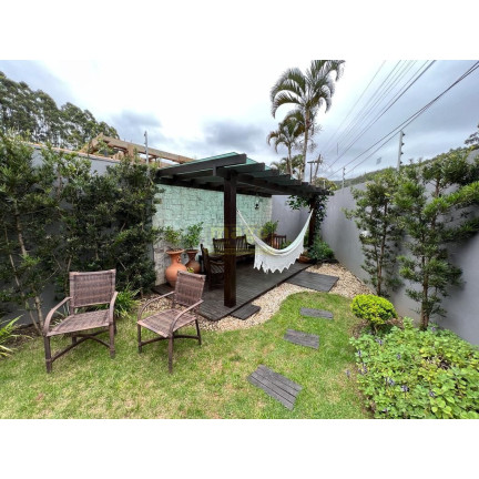 Imagem Casa com 3 Quartos à Venda, 380 m² em Ariribá - Balneário Camboriú
