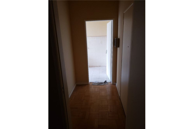 Imagem Imóvel com 2 Quartos à Venda,  em Auxiliadora - Porto Alegre