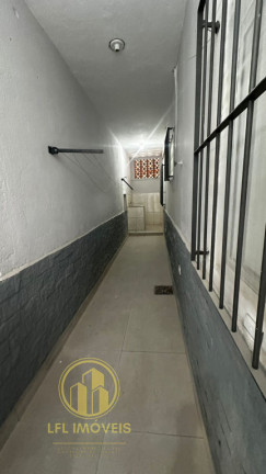 Imagem Casa com 1 Quarto para Alugar,  em Bandeiras - Osasco