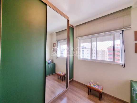 Imagem Apartamento com 3 Quartos à Venda, 85 m² em Centro - Florianópolis