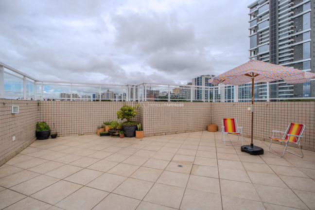 Imagem Apartamento com 3 Quartos à Venda, 204 m² em água Verde - Curitiba Imagem Apartamento com 3 Quartos à Venda, 204 m² em água Verde - Curitiba