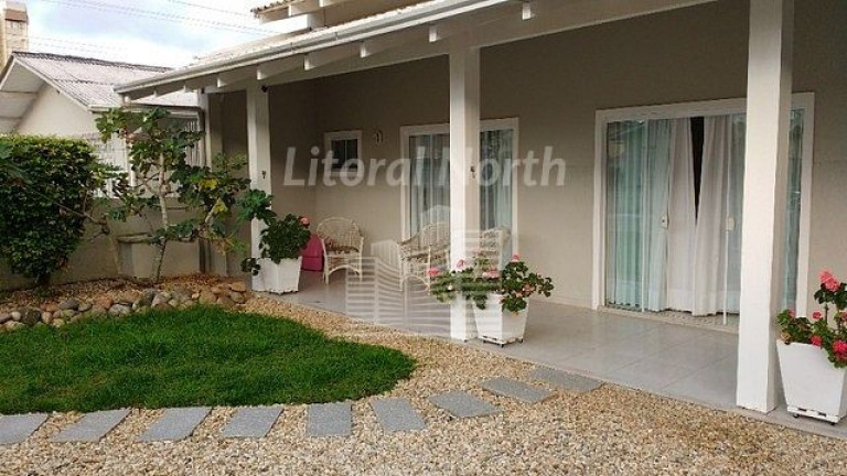 Imagem Casa com 3 Quartos à Venda, 339 m² em Fazenda - Itajaí Imagem Casa com 3 Quartos à Venda, 339 m² em Fazenda - Itajaí
