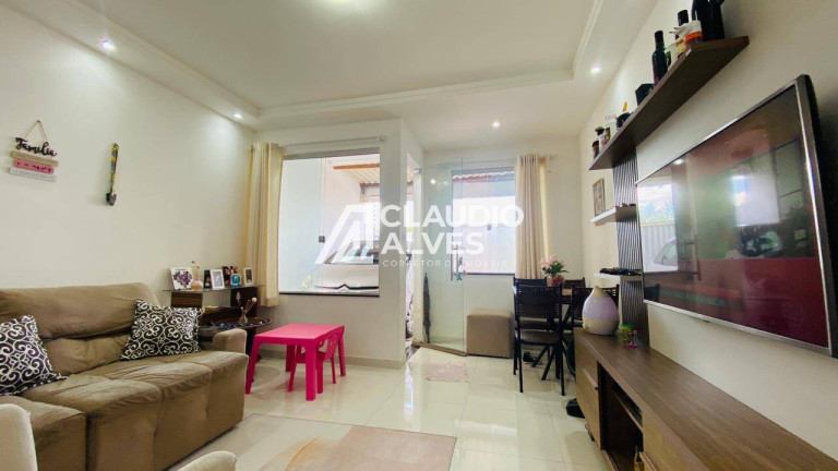 Imagem Casa com 2 Quartos à Venda, 70 m² em Mangabeira - Feira De Santana Imagem Casa com 2 Quartos à Venda, 70 m² em Mangabeira - Feira De Santana
