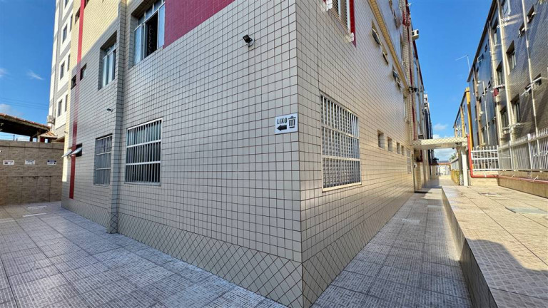 Imagem Kitnet à Venda, 28 m² em Mirim - Praia Grande Imagem Kitnet à Venda, 28 m² em Mirim - Praia Grande