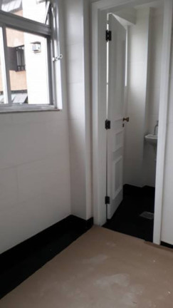 Imagem Apartamento com 3 Quartos à Venda, 150 m² em Gonzaga - Santos Imagem Apartamento com 3 Quartos à Venda, 150 m² em Gonzaga - Santos