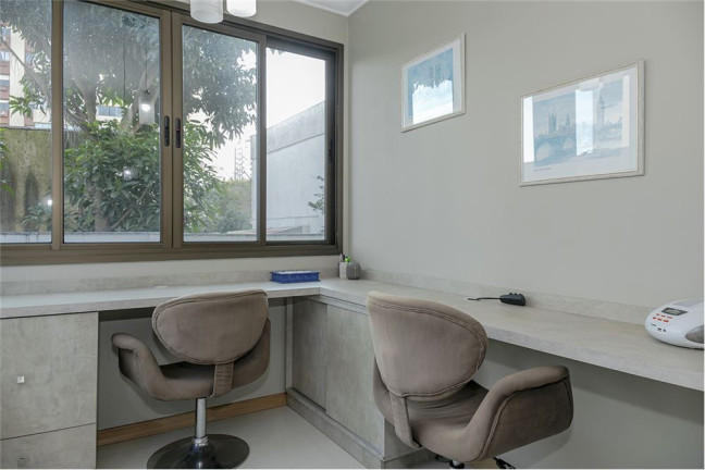 Imagem Apartamento com 2 Quartos à Venda, 179 m² em Jardim Botânico - Porto Alegre Imagem Apartamento com 2 Quartos à Venda, 179 m² em Jardim Botânico - Porto Alegre