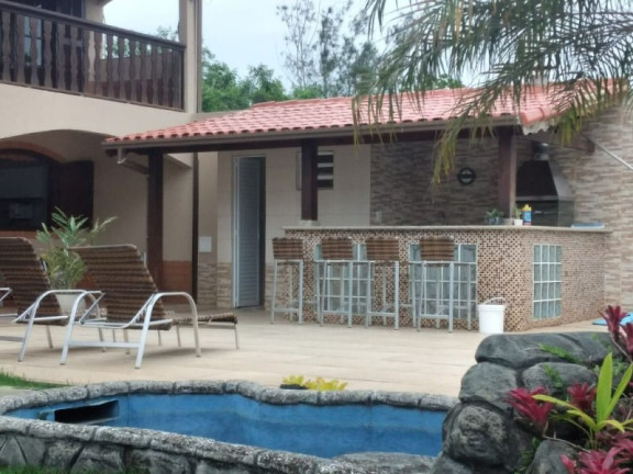 Imagem Casa com 3 Quartos à Venda, 420 m² em Ouro Verde - Rio Das Ostras