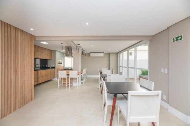 Imagem Apartamento com 3 Quartos à Venda, 83 m² em Menino Deus - Porto Alegre Imagem Apartamento com 3 Quartos à Venda, 83 m² em Menino Deus - Porto Alegre