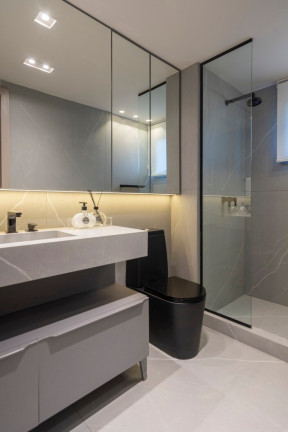 Imagem Apartamento com 2 Quartos à Venda, 67 m² em Higienópolis - Porto Alegre Imagem Apartamento com 2 Quartos à Venda, 67 m² em Higienópolis - Porto Alegre