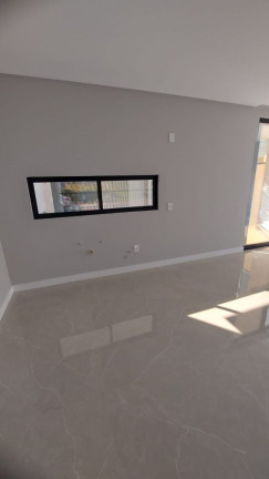 Imagem Sobrado com 3 Quartos à Venda, 187 m² em Rio Pequeno - Camboriú Imagem Sobrado com 3 Quartos à Venda, 187 m² em Rio Pequeno - Camboriú