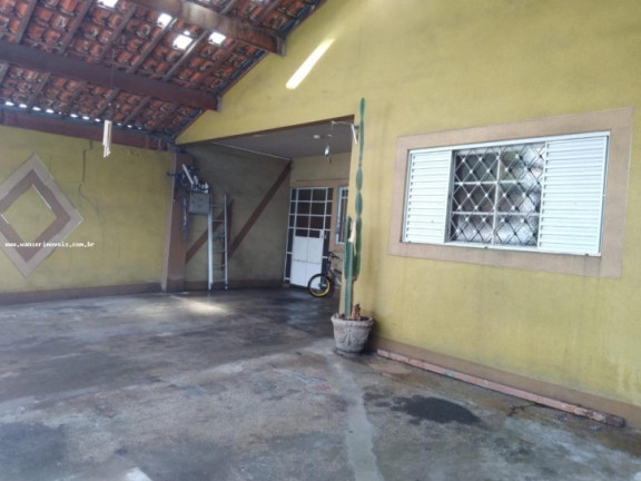 Imagem Casa com 3 Quartos à Venda, em Jardim Veneza - São José Dos Campos Imagem Casa com 3 Quartos à Venda, em Jardim Veneza - São José Dos Campos