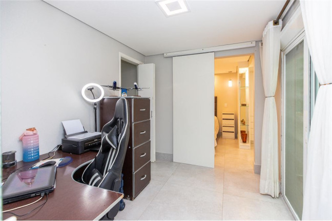 Imagem Casa com 3 Quartos à Venda, 180 m² em Parque Residencial Júlia - São Paulo