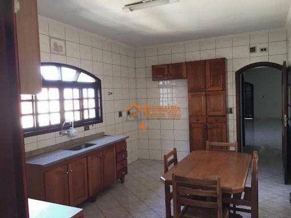 Sobrado com 3 Quartos à Venda, 300 m² em Parque Continental Ii - Guarulhos