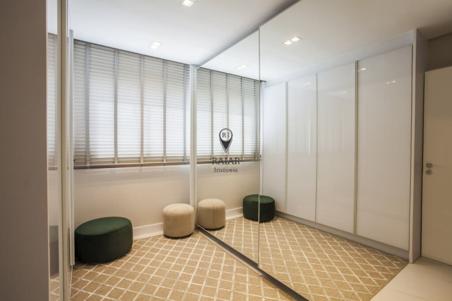Imagem Apartamento com 4 Quartos à Venda,  em Centro - Balneário Camboriú