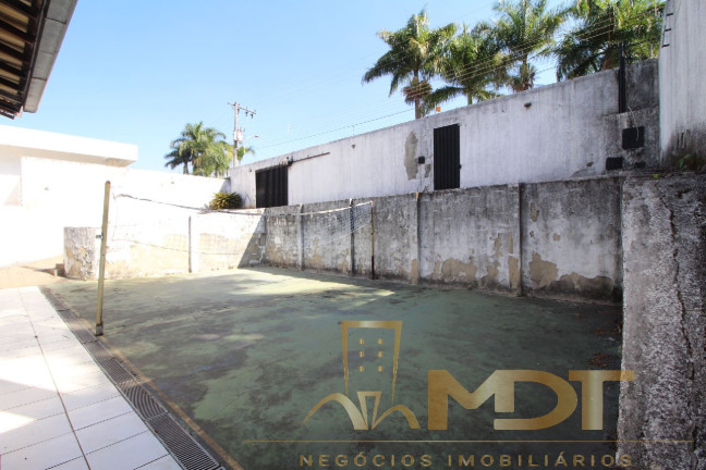 Imagem Casa com 4 Quartos à Venda, 500 m² em Garças - Belo Horizonte Imagem Casa com 4 Quartos à Venda, 500 m² em Garças - Belo Horizonte