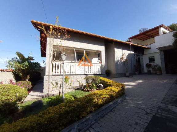 Imagem Casa com 4 Quartos à Venda, 500 m² Imagem Casa com 4 Quartos à Venda, 500 m²