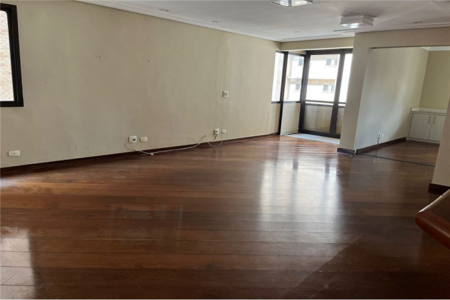 Imagem Imóvel com 4 Quartos à Venda, em Moema - São Paulo Imagem Imóvel com 4 Quartos à Venda, em Moema - São Paulo