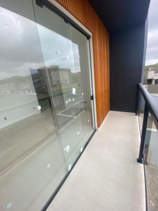 Imagem Sobrado com 3 Quartos à Venda, 115 m² em Jardim Sofia - Joinville Imagem Sobrado com 3 Quartos à Venda, 115 m² em Jardim Sofia - Joinville
