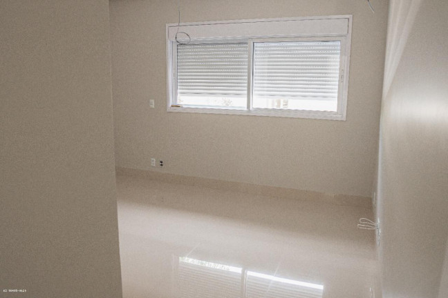 Imagem Casa com 5 Quartos à Venda, 343 m² em Jardins Valência - Goiânia