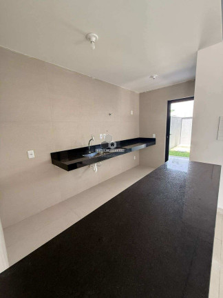 Imagem Casa com 4 Quartos à Venda, 149 m² em Centro - Eusébio Imagem Casa com 4 Quartos à Venda, 149 m² em Centro - Eusébio