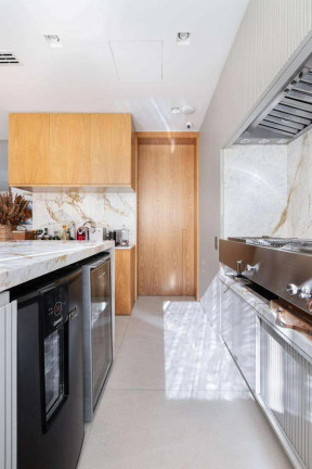 Imagem Apartamento com 4 Quartos à Venda, 243 m² Imagem Apartamento com 4 Quartos à Venda, 243 m²