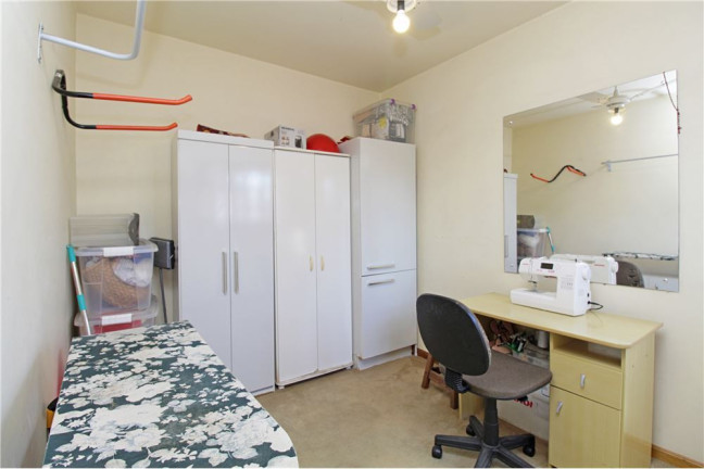 Imagem Casa com 5 Quartos à Venda, em Gloria - Porto Alegre Imagem Casa com 5 Quartos à Venda, em Gloria - Porto Alegre