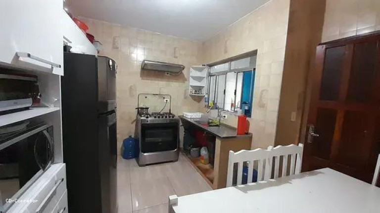 Imagem Casa com 2 Quartos à Venda, 70 m² em Serraria - Diadema Imagem Casa com 2 Quartos à Venda, 70 m² em Serraria - Diadema