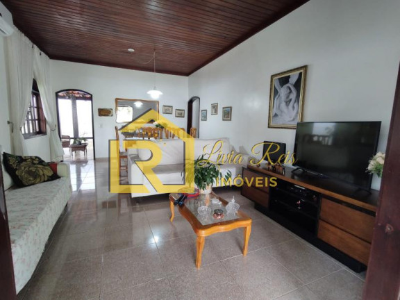 Imagem Casa com 3 Quartos à Venda, 1.040 m² em Costazul - Rio Das Ostras