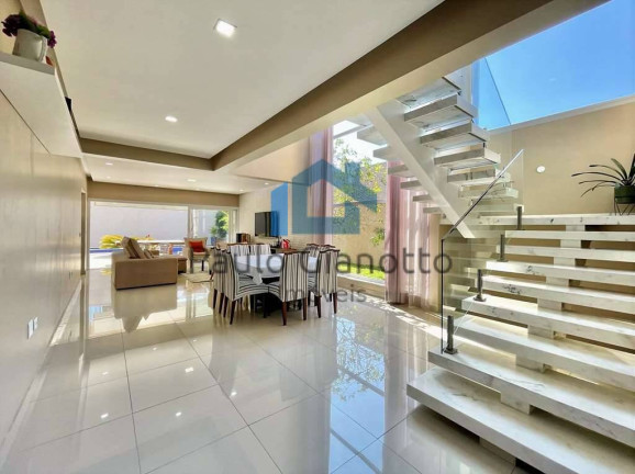 Imagem Casa de Condomínio com 4 Quartos à Venda, 315 m² em Granja Viana - Cotia