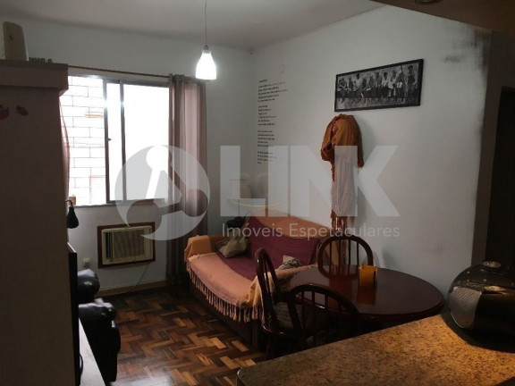 Imagem Apartamento com 2 Quartos à Venda, 46 m² em Santa Tereza - Porto Alegre