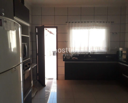Imagem Sobrado com 4 Quartos à Venda, em Vila Avaí - Indaiatuba Imagem Sobrado com 4 Quartos à Venda, em Vila Avaí - Indaiatuba