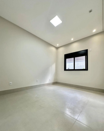 Imagem Casa de Condomínio com 4 Quartos à Venda, 259 m² em Terras Alpha 1 - Senador Canedo Imagem Casa de Condomínio com 4 Quartos à Venda, 259 m² em Terras Alpha 1 - Senador Canedo