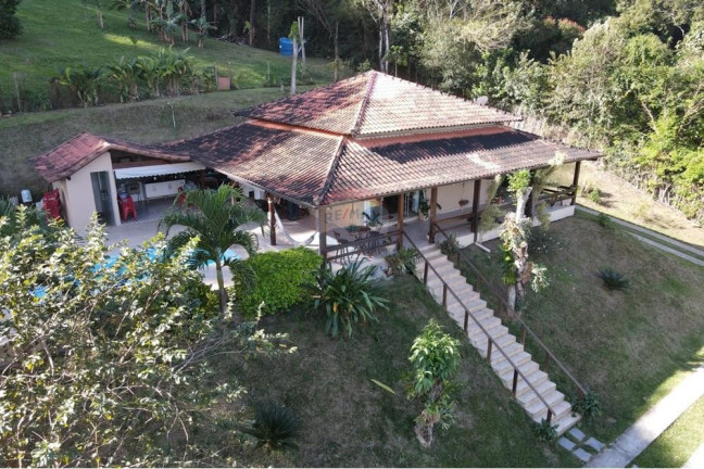 Imagem Imóvel com 3 Quartos à Venda, 250 m² em Sampaio Correa - Saquarema