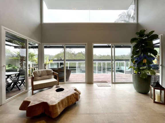 Imagem Casa com 4 Quartos à Venda, 463 m² em Jardim Indaiá - Embu Das Artes Imagem Casa com 4 Quartos à Venda, 463 m² em Jardim Indaiá - Embu Das Artes
