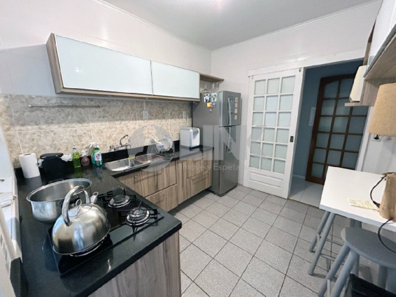 Imagem Casa com 3 Quartos à Venda, 174 m² em Vila Jardim - Porto Alegre