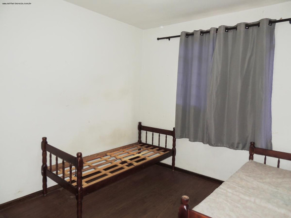 Imagem Casa com 4 Quartos à Venda, 209 m² em Fanny - Curitiba