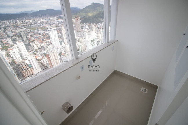 Imagem Apartamento com 4 Quartos à Venda,  em Centro - Balneário Camboriú