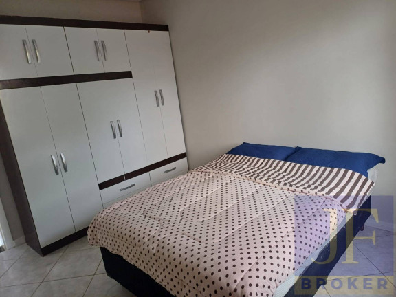 Imagem Casa com 6 Quartos para Temporada, em Canasvieiras - Florianópolis Imagem Casa com 6 Quartos para Temporada, em Canasvieiras - Florianópolis