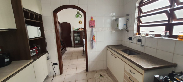 Imagem Casa com 4 Quartos à Venda, 360 m² em Balneário Praia Do Pernambuco Guarujá - São Paulo Imagem Casa com 4 Quartos à Venda, 360 m² em Balneário Praia Do Pernambuco Guarujá - São Paulo