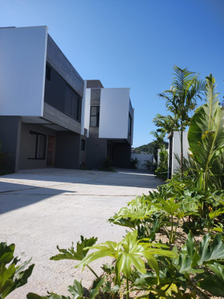 Imagem Casa com 3 Quartos à Venda, 138 m² em Ambrósio - Garopaba